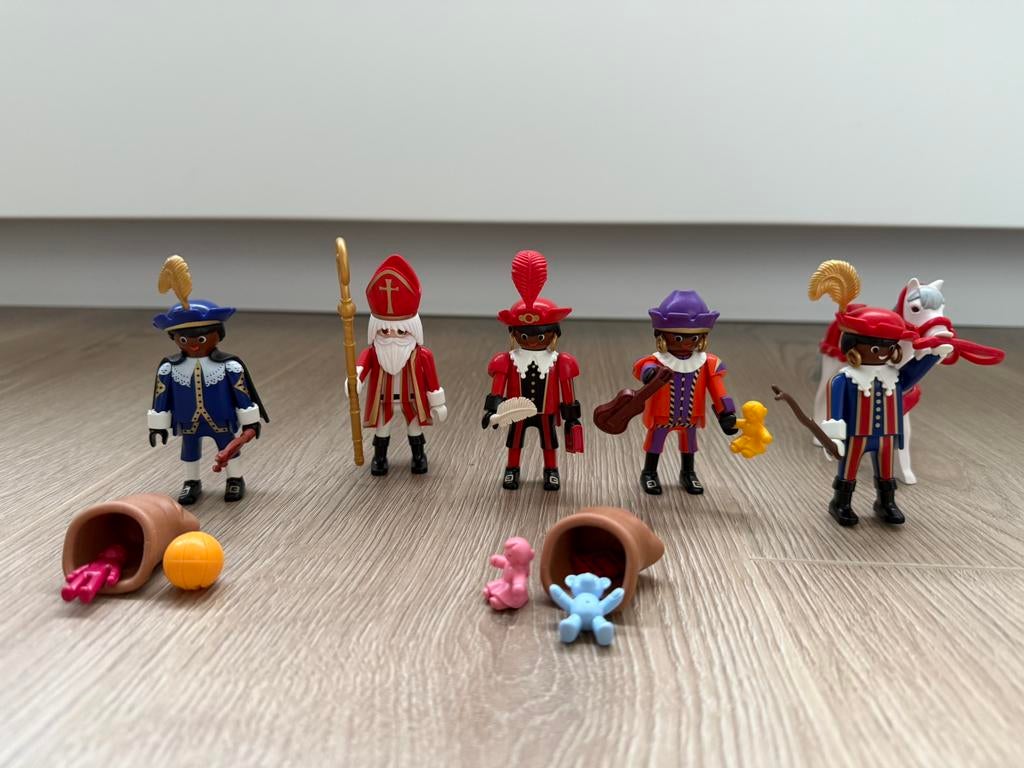 Playmobil Sinterklaas en Pieten 4893 en 5040, Ophalen of Verzenden, Zo goed als nieuw, Complete set