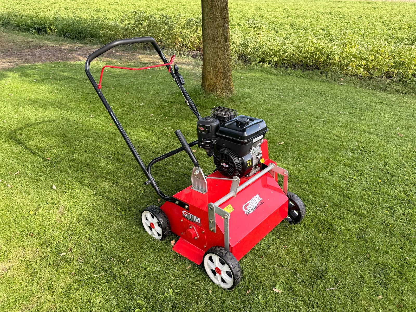 GTM Professional Benzine Verticuteermachine - ZGAN, Ophalen, Zo goed als nieuw, Benzine