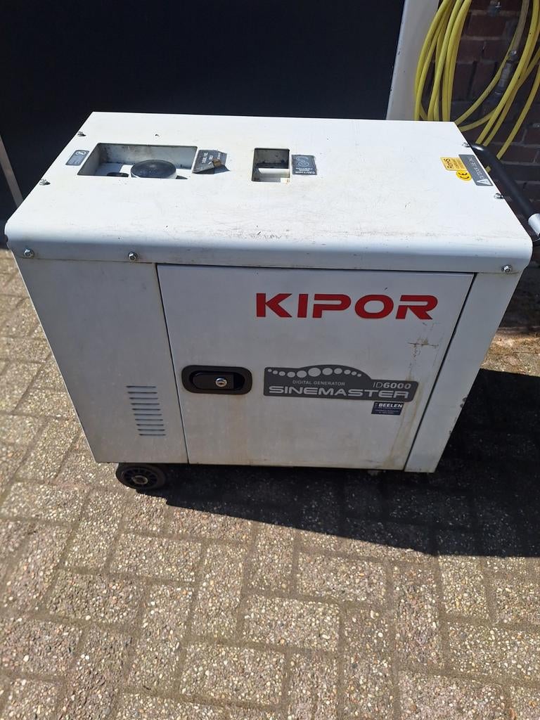 Kipor id6000 diesel aggregaat generator 6kva geen stroom!, Ophalen, Gebruikt
