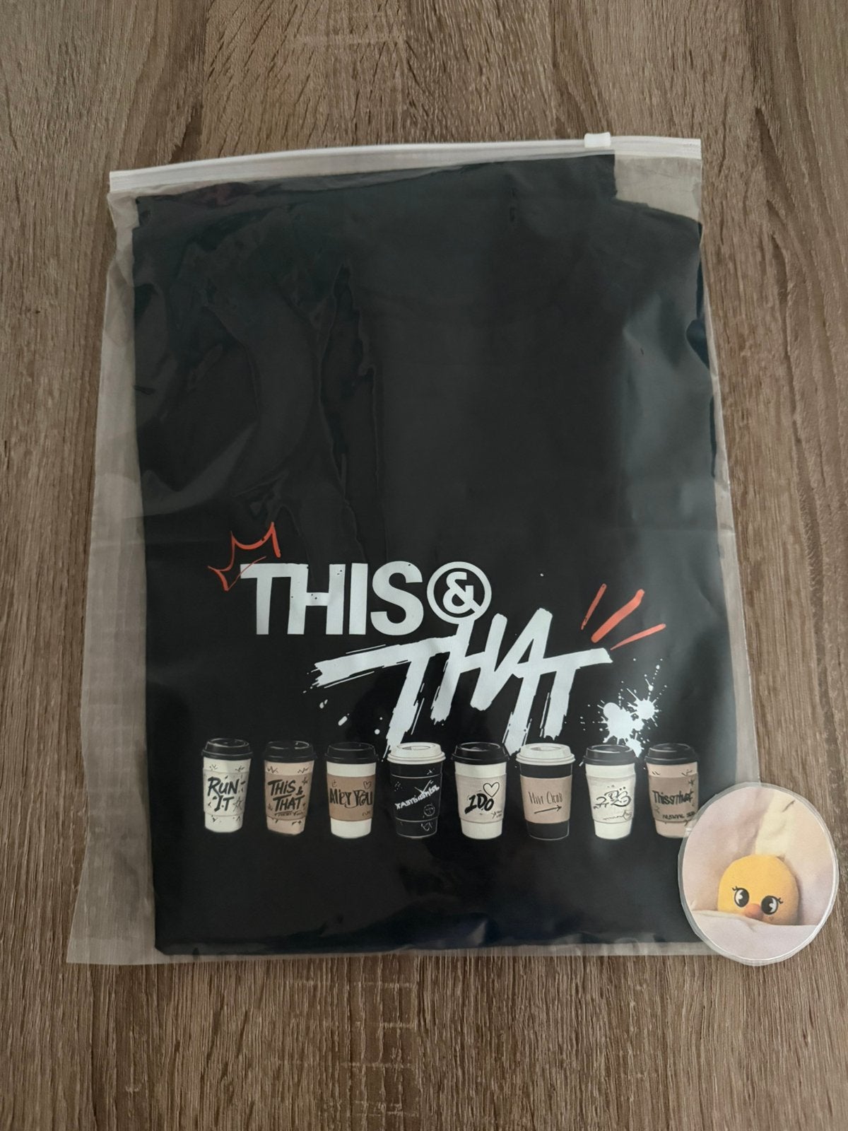 Stray Kids This & That fanmade zwart shirt maat XL nieuw, Ophalen of Verzenden, Nieuw, Kleding