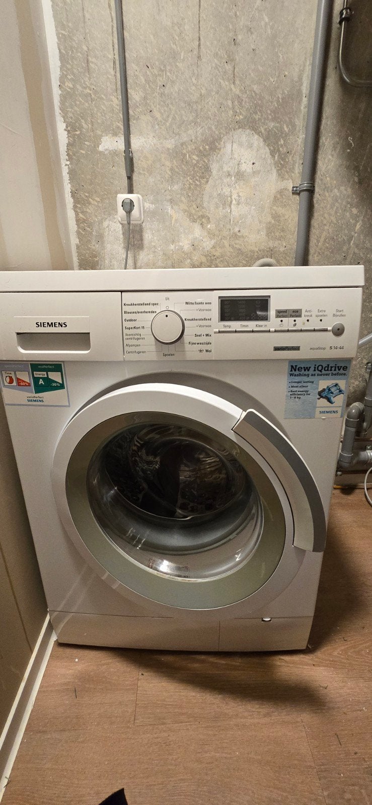 Siemens IQ drive wasmachine energiezuinig en stil, Ophalen, Kort programma, 85 tot 90 cm, 1200 tot 1600 toeren