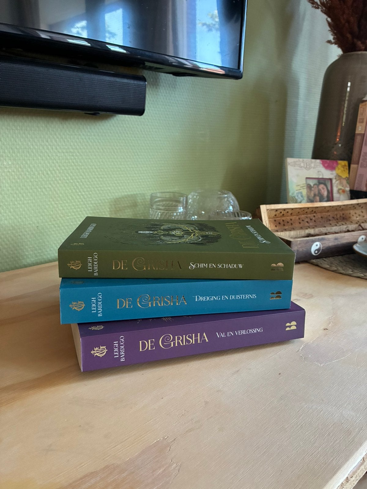 De Grisha trilogie | 3x NL paperback | NIEUW | Leigh Bardugo, Boeken, Fantasy, Ophalen of Verzenden, Nieuw