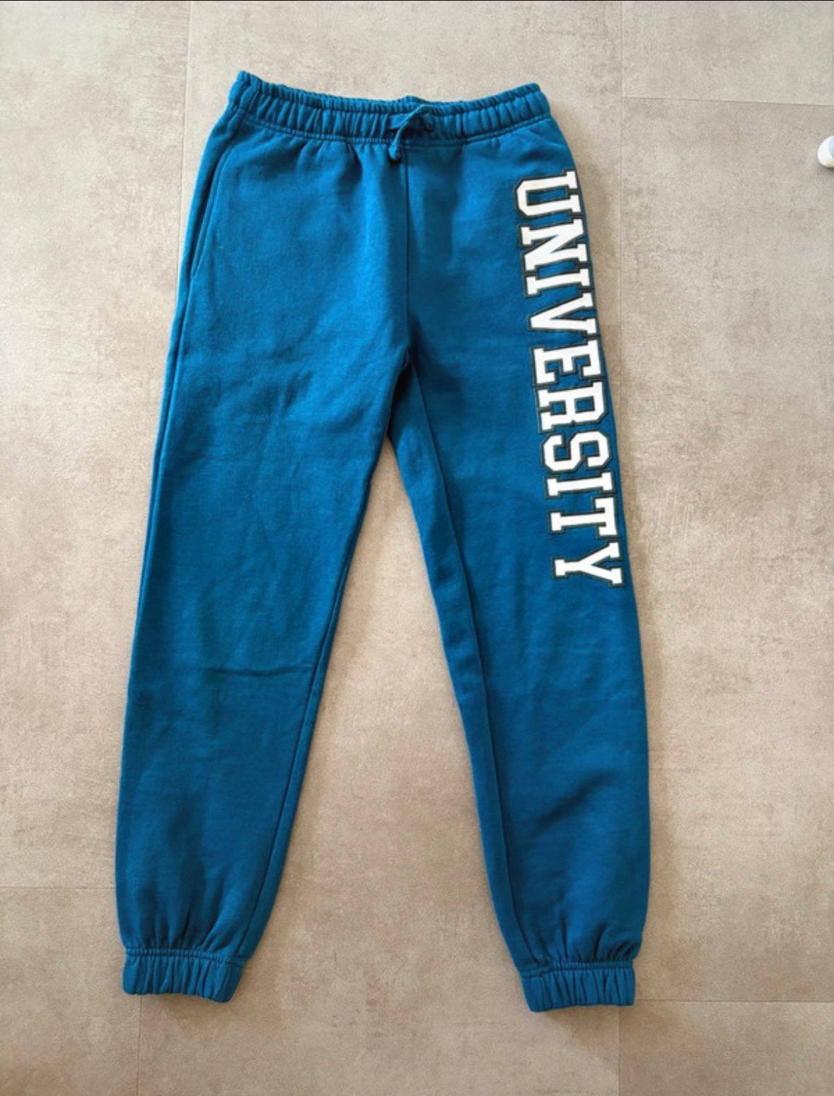 Nieuwe joggingbroek, Ophalen of Verzenden, Zo goed als nieuw