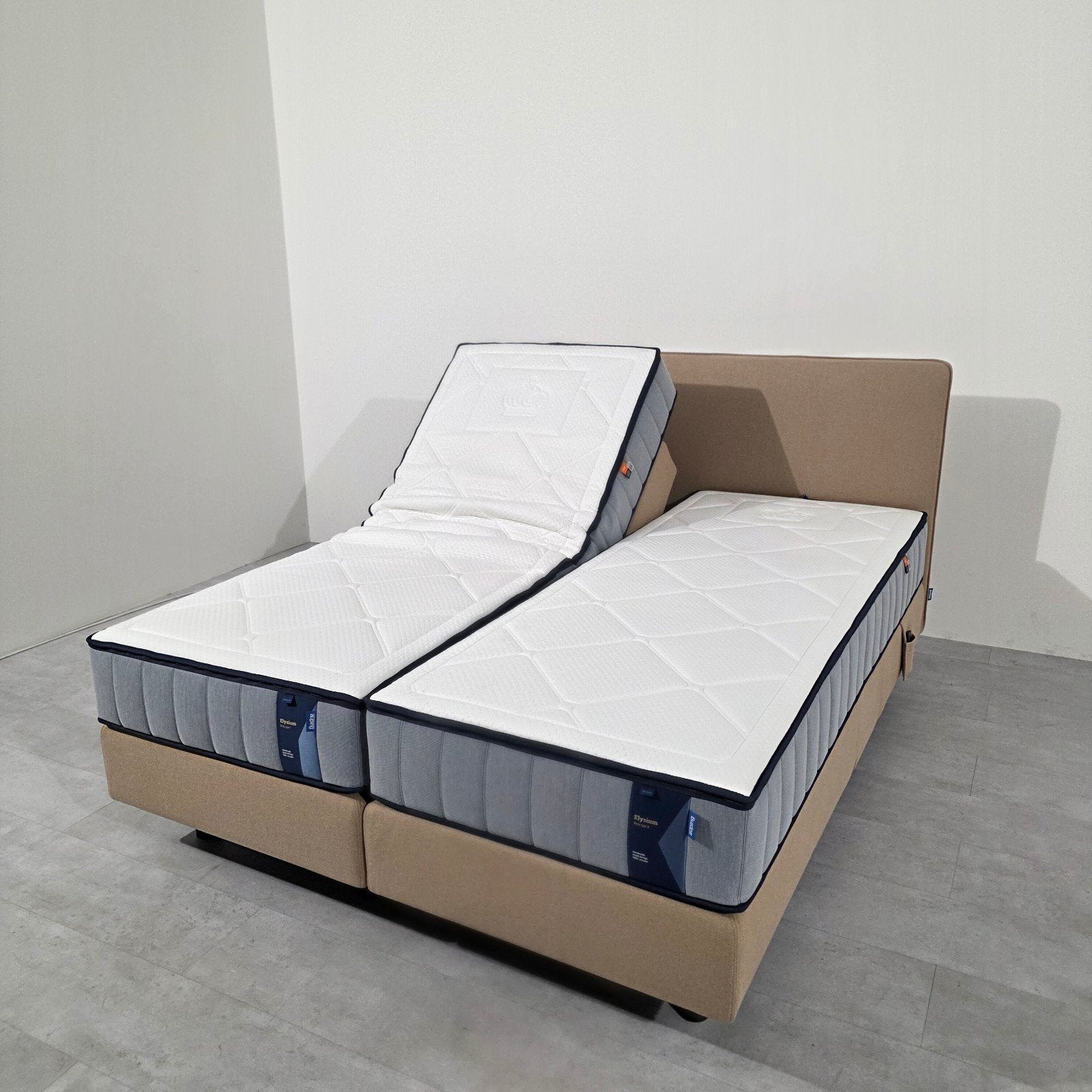 Showroom Auping Original Boxspring 160x200 Electrisch 2M, Verstelbaar, Tweepersoons, Ophalen of Verzenden, Zo goed als nieuw
