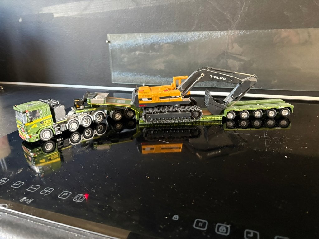 Tekno Scania 4 serie met dieplader firma Getron incl lading, Ophalen of Verzenden, Zo goed als nieuw, Bus of Vrachtwagen, Tekno