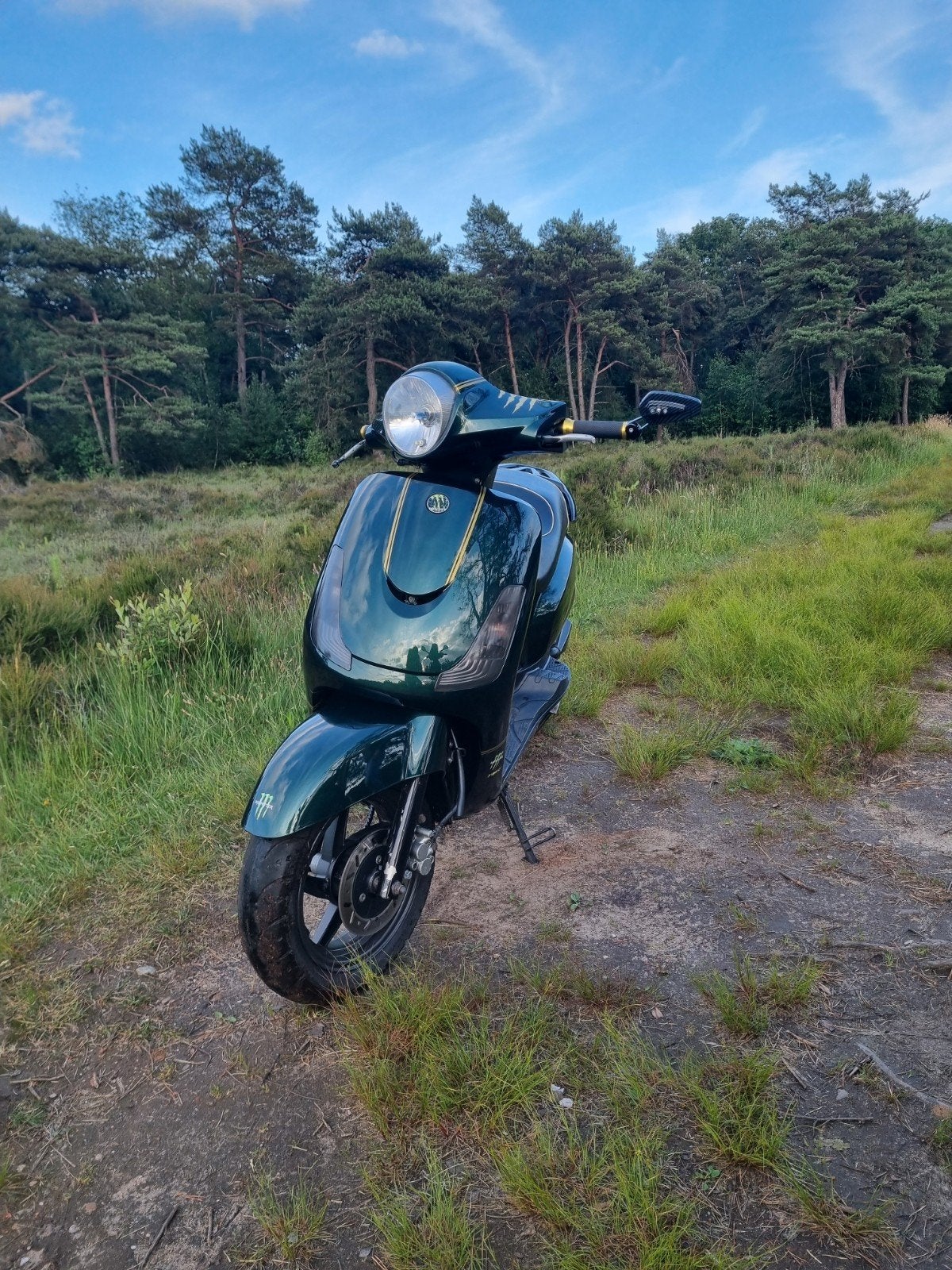 Sym fiddle 2 50cc, Fietsen en Brommers, Scooters | Overige merken, Ophalen, Zo goed als nieuw, Benzine