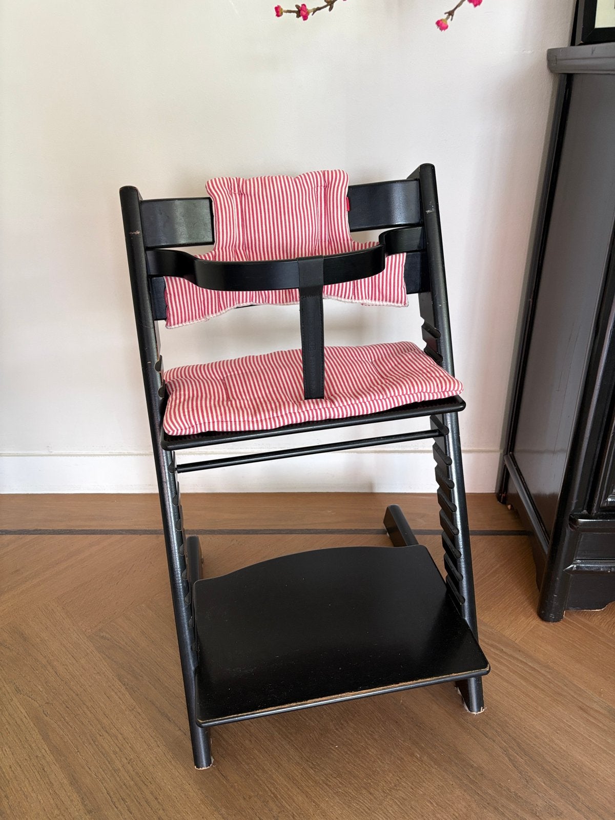 Stokke Tripp Trapp meegroeistoel 2x zwart incl babyset, Ophalen, Gebruikt, Meegroeistoel