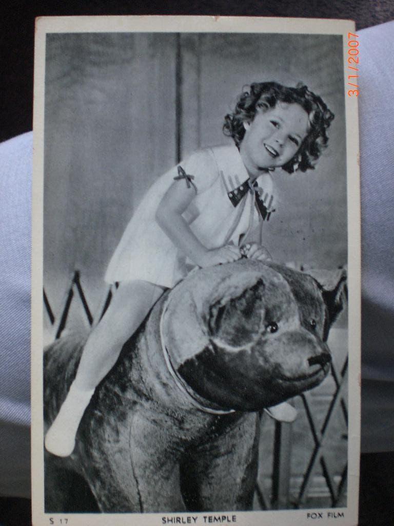 kaart Shirley Temple, Ophalen of Verzenden, 1920 tot 1940, Gelopen, Sterren en Beroemdheden