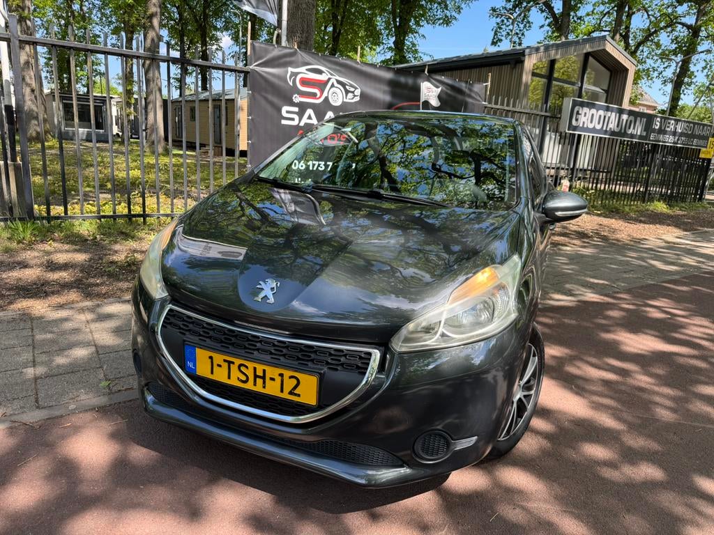 Peugeot 208 1.2 VTI 60KW/82PK 5-D 2013 Grijs voll onderhoud, Auto's, Voorwielaandrijving, Stof, 1199 cc, Bedrijf