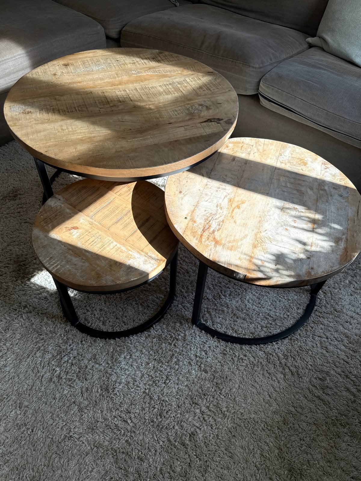 Set van 3 salontafels met zwart stalen onderstel, Huis en Inrichting, Ophalen, Gebruikt, Rond, Metaal
