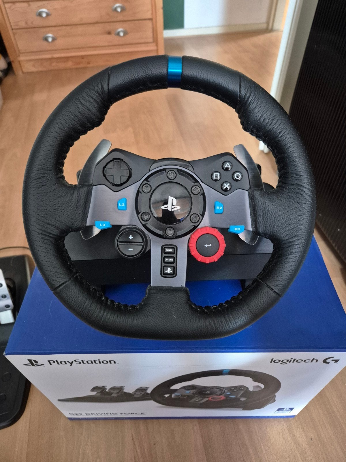 Logitech G29 Driving Force racestuur met pedalen, Spelcomputers en Games, Spelcomputers | Sony PlayStation Consoles | Accessoires