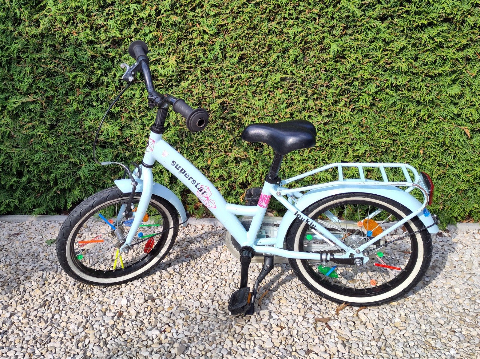 Kinderfiets Loekie Superstar 16 inch, Ophalen, 16 tot 20 inch, Velgrem, Zo goed als nieuw