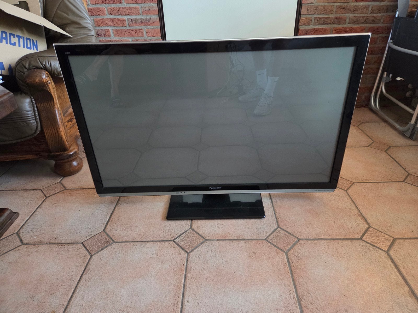 Panasonic TV TX-P42UT50E met soundbar, Ophalen, Panasonic, 50 Hz, 100 cm of meer
