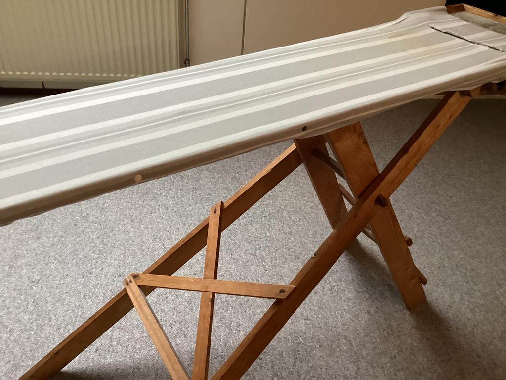 Strijkplank, Ophalen