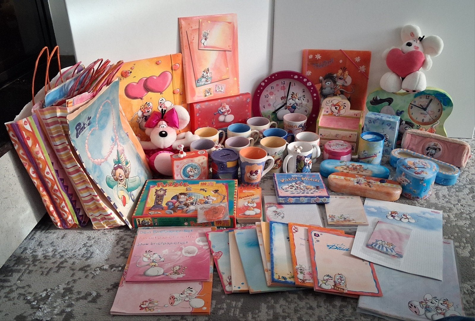 XXL Diddl verzameling jaren 90/00 – blaadjes, mokken,klokken, Verzamelen, Ophalen of Verzenden, Papier, Kaart of Schrift