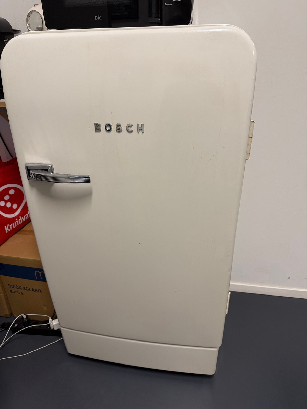Bosch retro koelkast, werkt perfect, Ophalen, 120 tot 140 cm, 60 cm of meer, 100 tot 150 liter