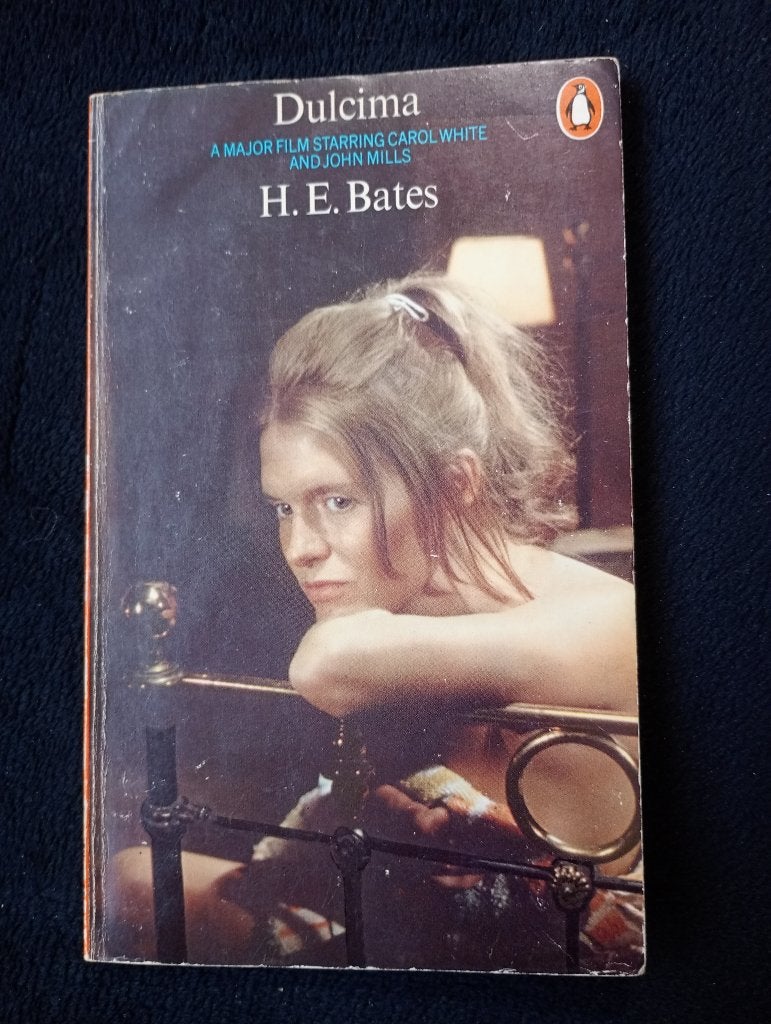 H.E. Bates, Dulcima, Boeken, Ophalen of Verzenden, Gelezen