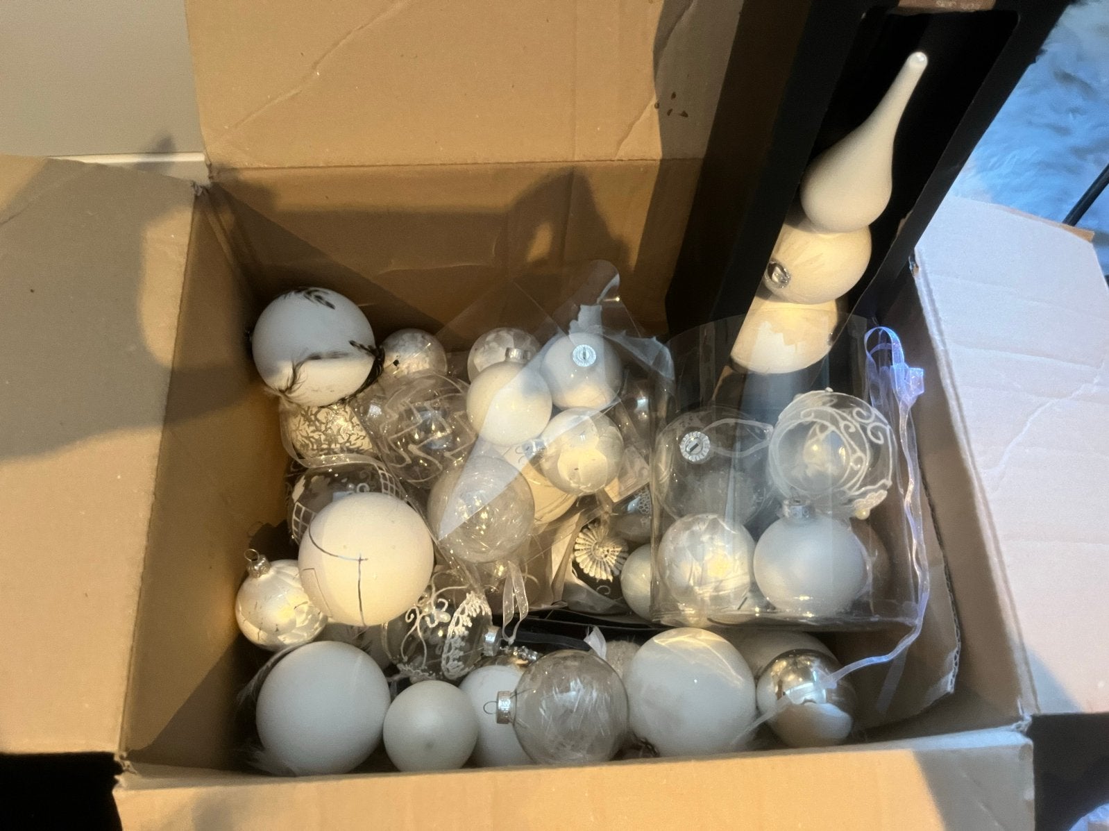 Kerstballen en piek wit/ zilver, Ophalen, Nieuw