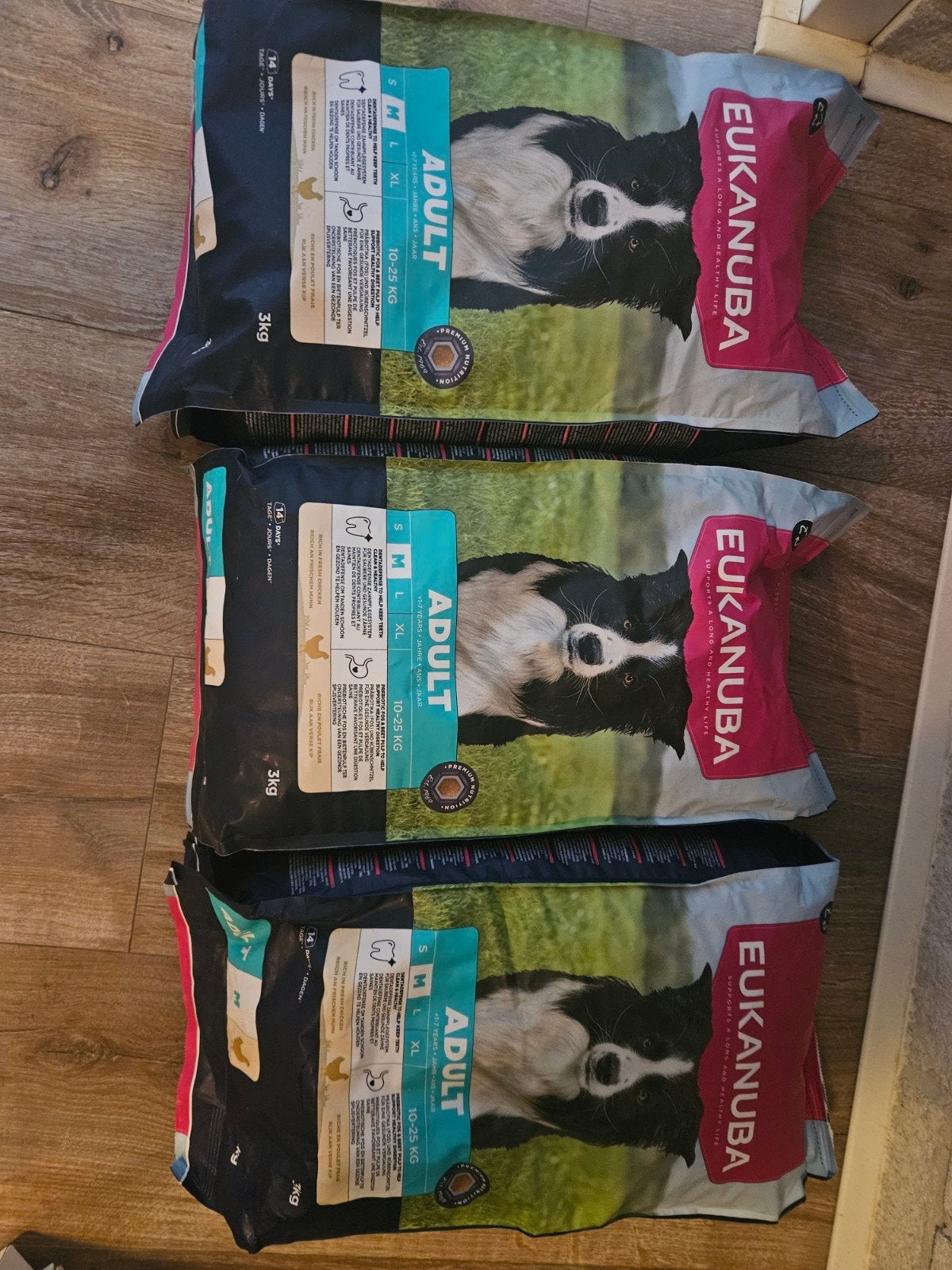 Drie zakken Eukanuba hondenvoer medium breed., Dieren en Toebehoren, Ophalen of Verzenden, Nieuw