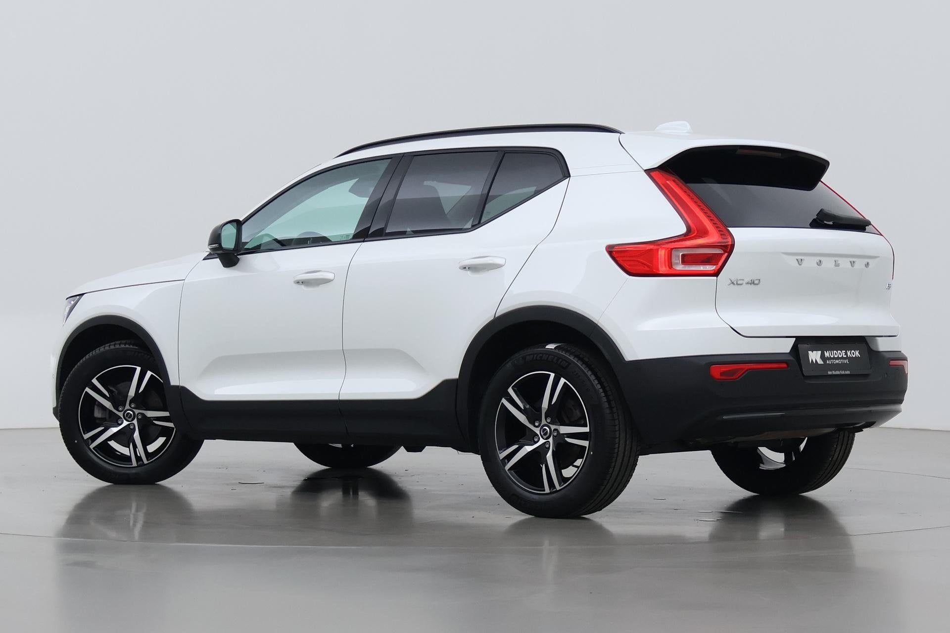 Volvo XC40 2.0 B3 Plus Dark | ACC | 360 Camera | Harman/Ka, Auto's, 15 km/l, Gebruikt, 4 cilinders, 1969 cc