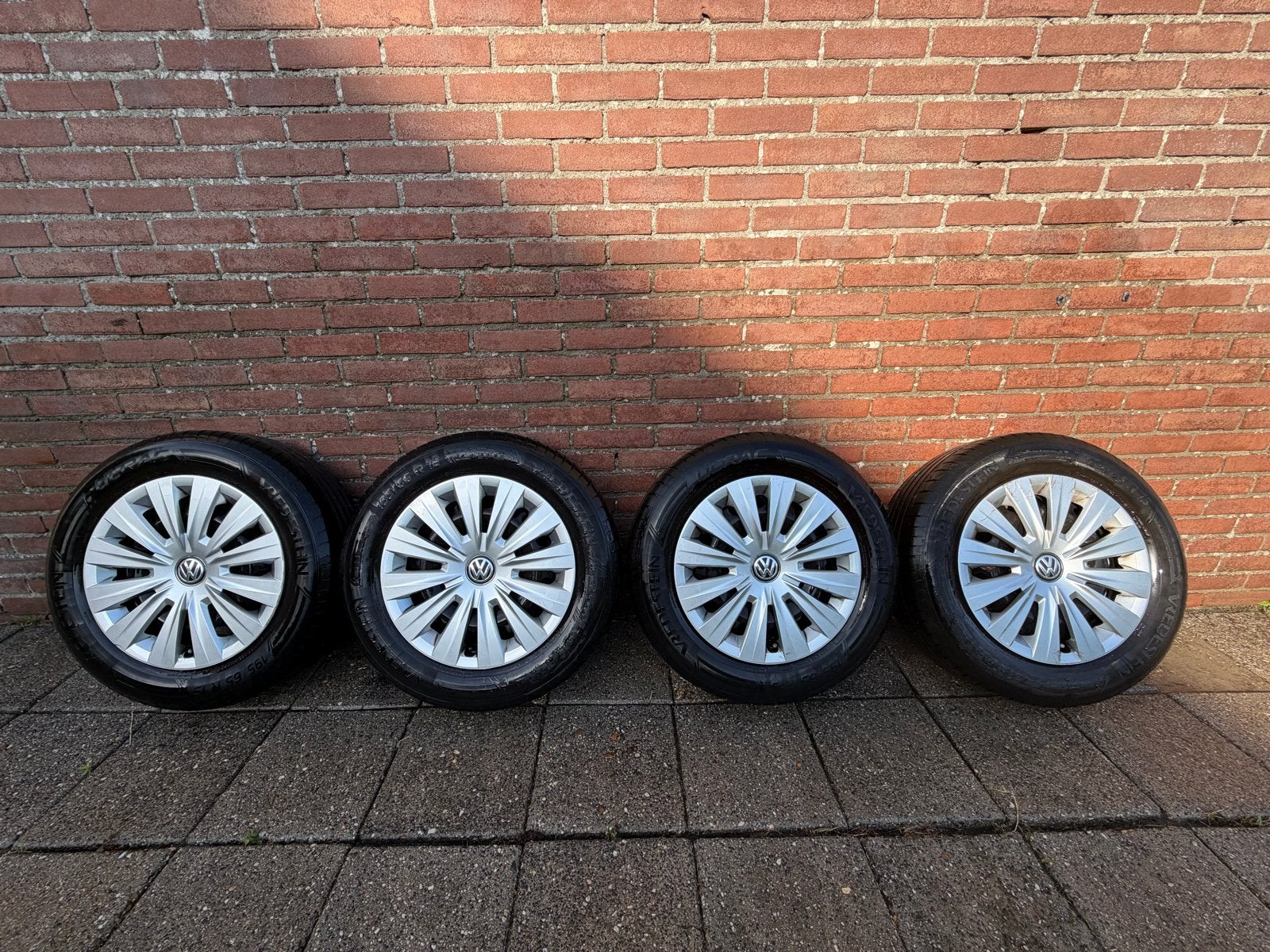 Vredestein Ultrac Zomerbanden 195/65 R15, Auto-onderdelen, Banden en Velgen, Ophalen, Gebruikt, 15 inch, Banden en Velgen