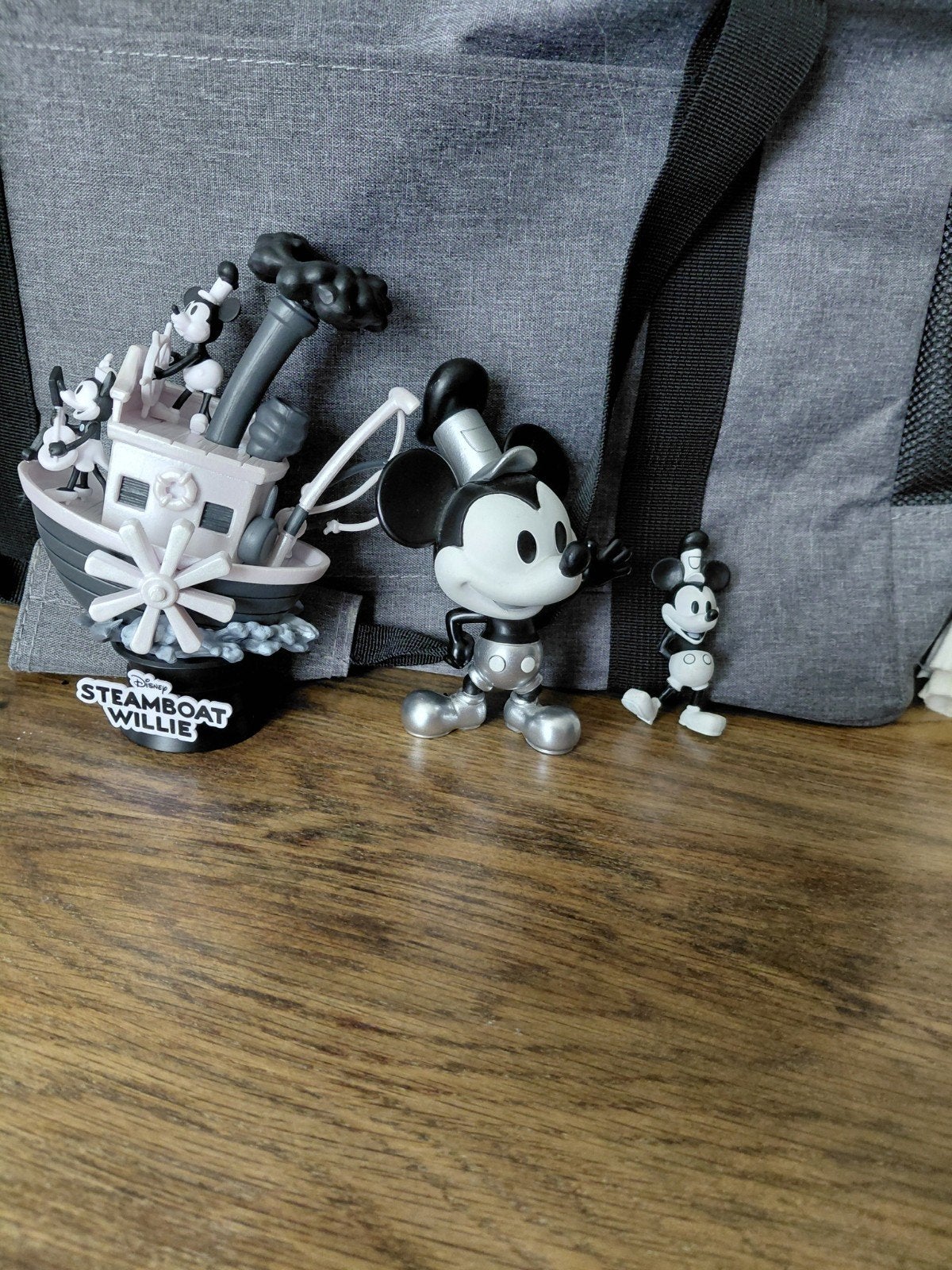 gezocht  zwart  wit  mickey en minnie figuren, Ophalen, Mickey Mouse, Zo goed als nieuw, Beeldje of Figuurtje