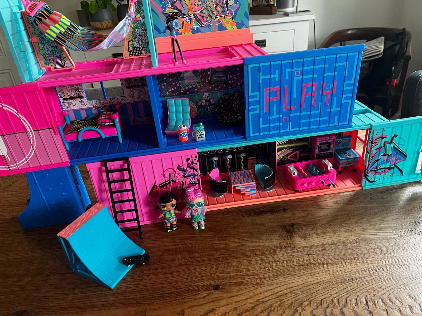 L.O.L. Surprise! O.M.G. House of Surprises Speelset, Ophalen of Verzenden, Zo goed als nieuw, Meisje