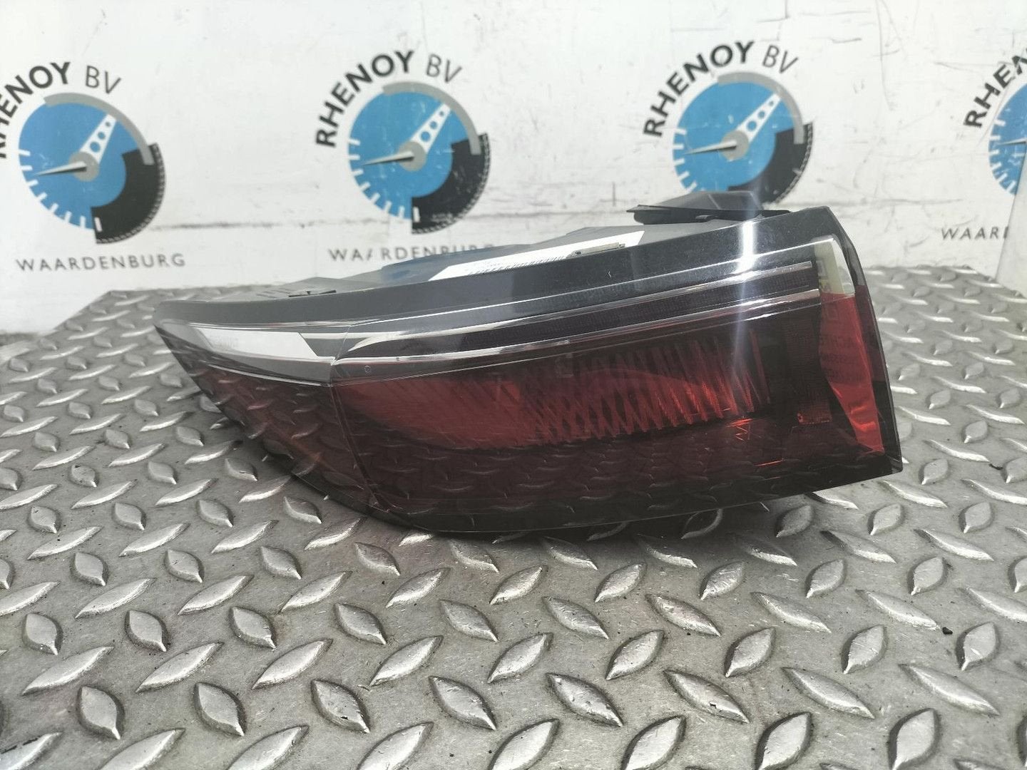 RENAULT MEGANE E-TECH EV60 (BNJ1) ACHTERLICHT L 265553806R 2, Ophalen of Verzenden, Gebruikt, Stiba lid