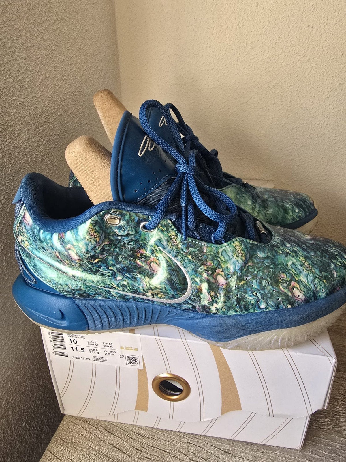 Nike Zoom Lebron 4 'Graffiti' Sneakers, Ophalen of Verzenden, Zo goed als nieuw, Blauw