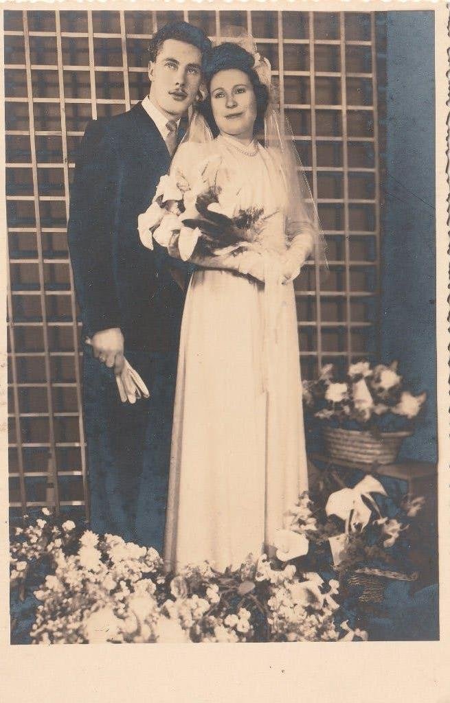 fotokaart    -  trouw foto  -  10 op 16   cm, Verzenden, Voor 1940, Zo goed als nieuw