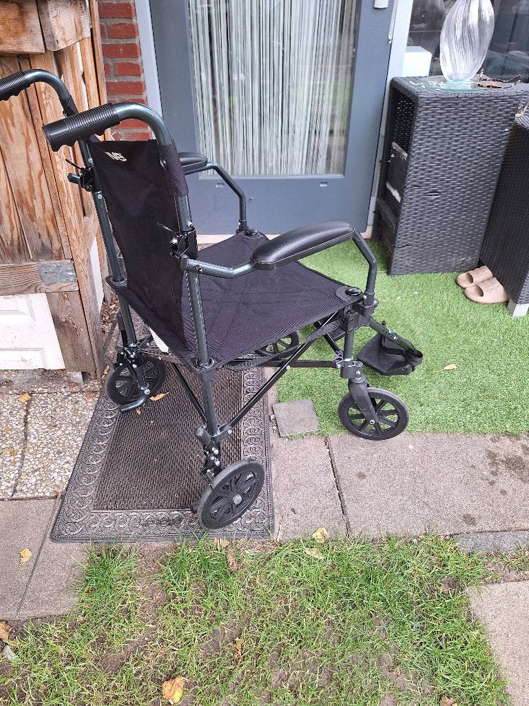 Rolstoel, Diversen, Ophalen, Zo goed als nieuw, Duwrolstoel