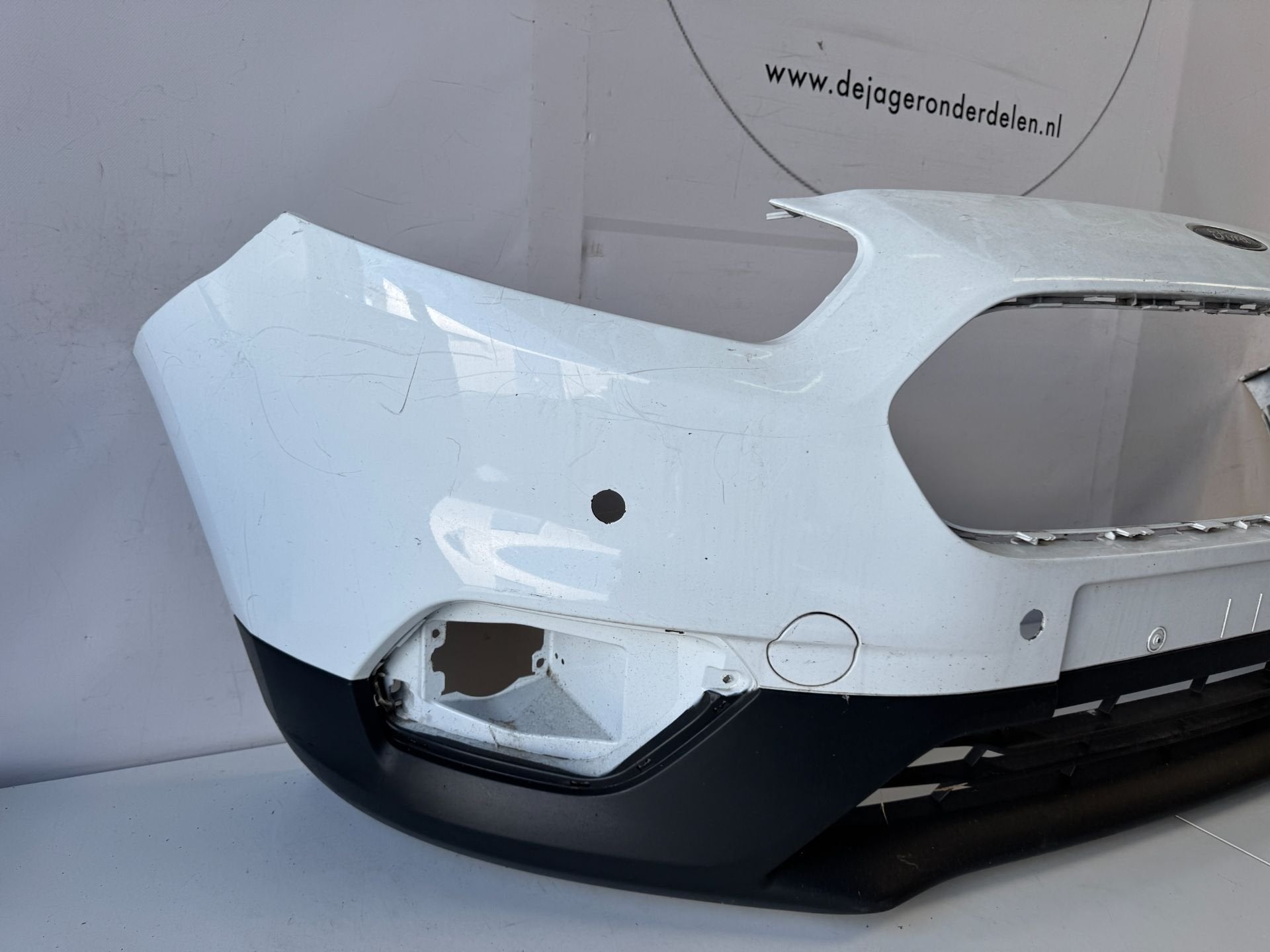 FORD TRANSIT COURIER FACELIFT VOORBUMPER BUMPER JT76-17757-A, Auto-onderdelen, Gebruikt, Voor, Info@ford.com, Ophalen of Verzenden