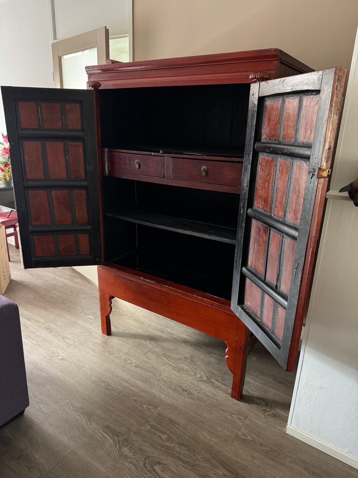 Authentieke Chinese Bruidskast - Rode Lak, Antiek en Kunst, Ophalen