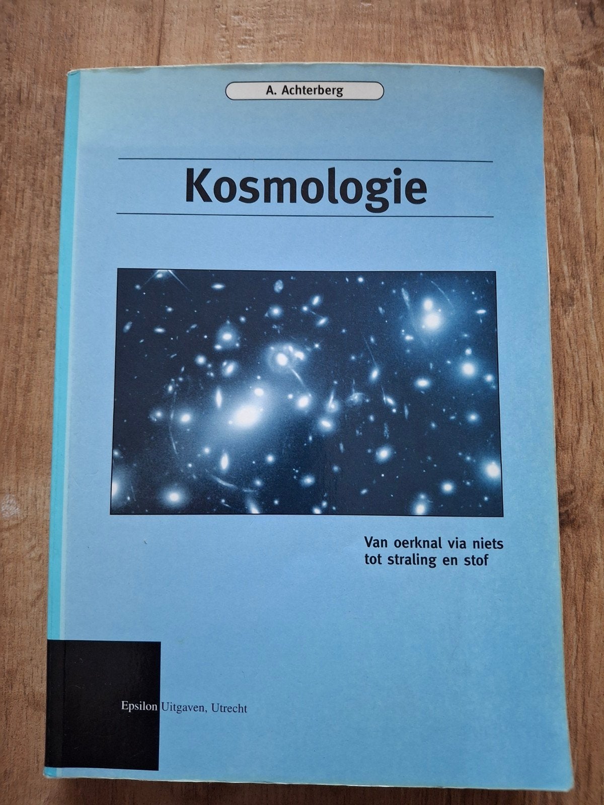 A. Achterberg - Kosmologie, Gelezen, A. Achterberg, Ophalen of Verzenden, Natuurwetenschap