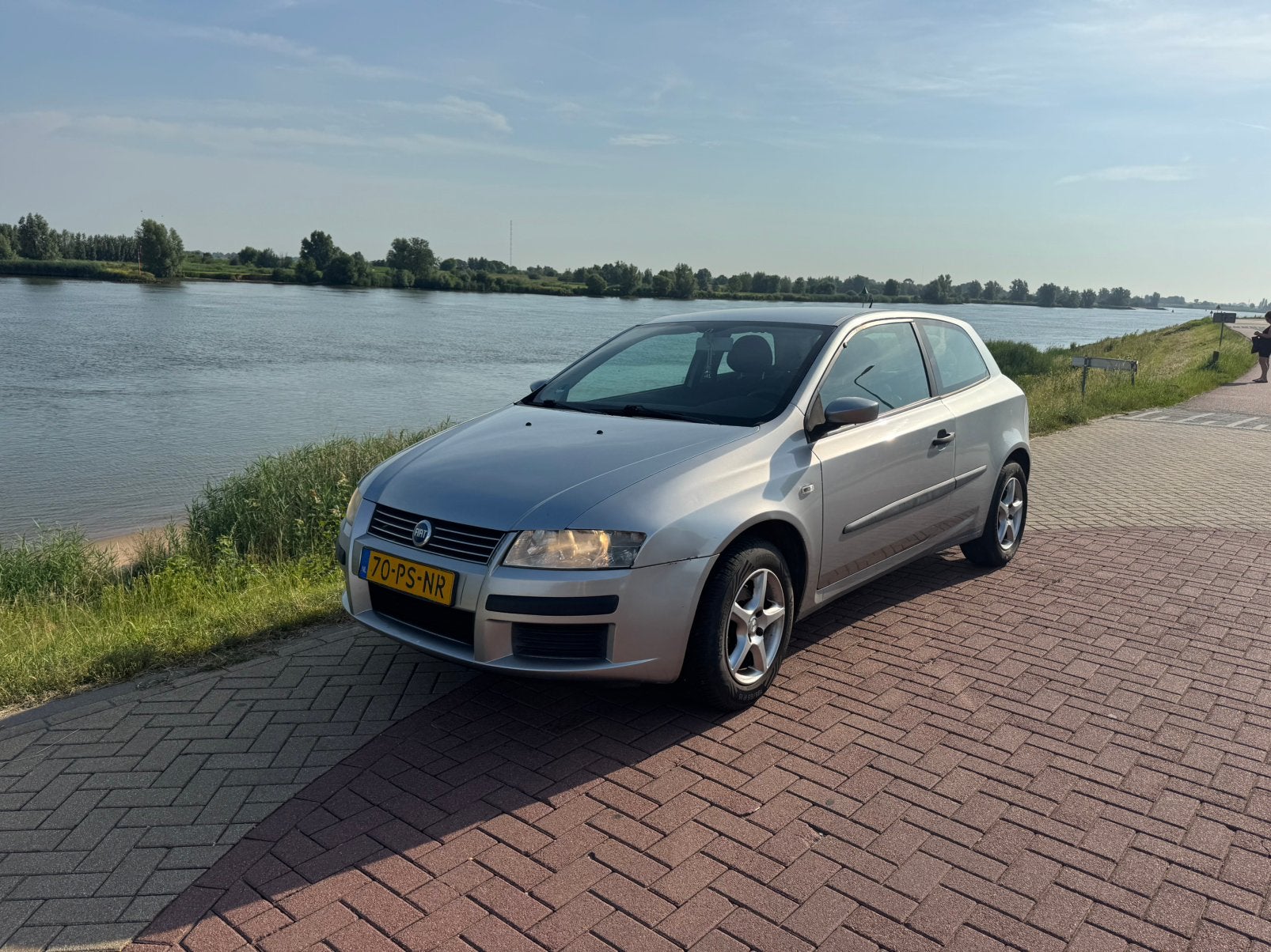 Fiat Stilo 1.4 16V 3DR 2005 Grijs, Voorwielaandrijving, 15 km/l, 49 €/maand, Origineel Nederlands