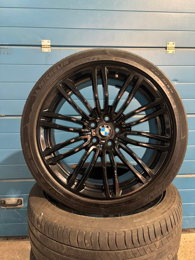 Originele BMW 5-Serie 19 Inch Breedset met Zomerbanden, Banden en Velgen, Personenwagen, Zomerbanden, Ophalen