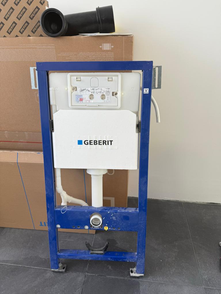 Geberit Duofix UP320 / Sigma 12 cm met vidaXL hangtoilet, Ophalen of Verzenden, Zo goed als nieuw, Toilet