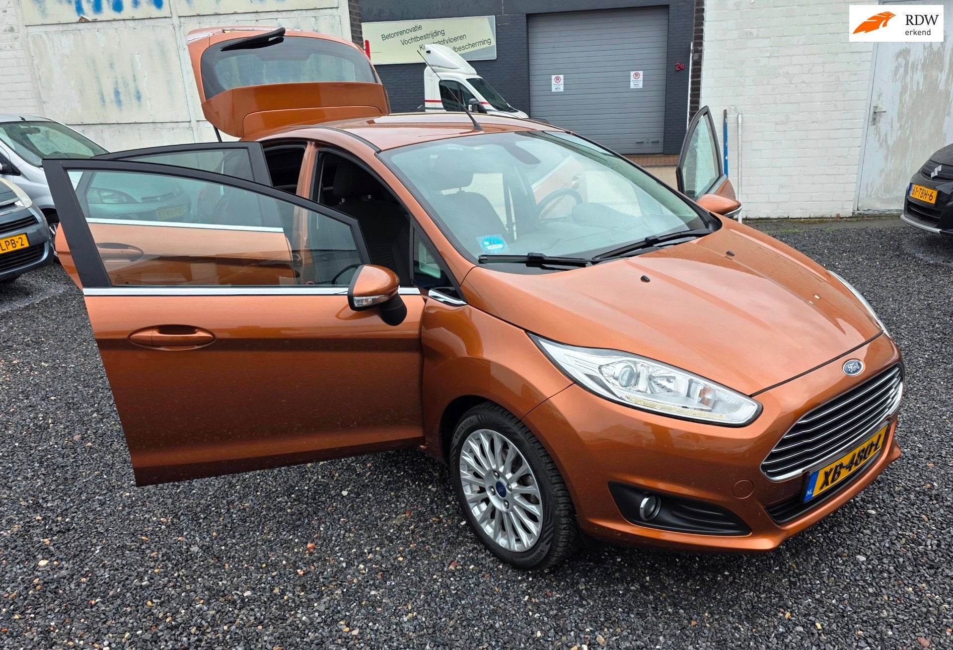 Ford Fiesta 1.0 EcoBoost Titanium ZEER MOOIE AUTO, Auto's, 101 pk, Zwart, Bruin, Handgeschakeld
