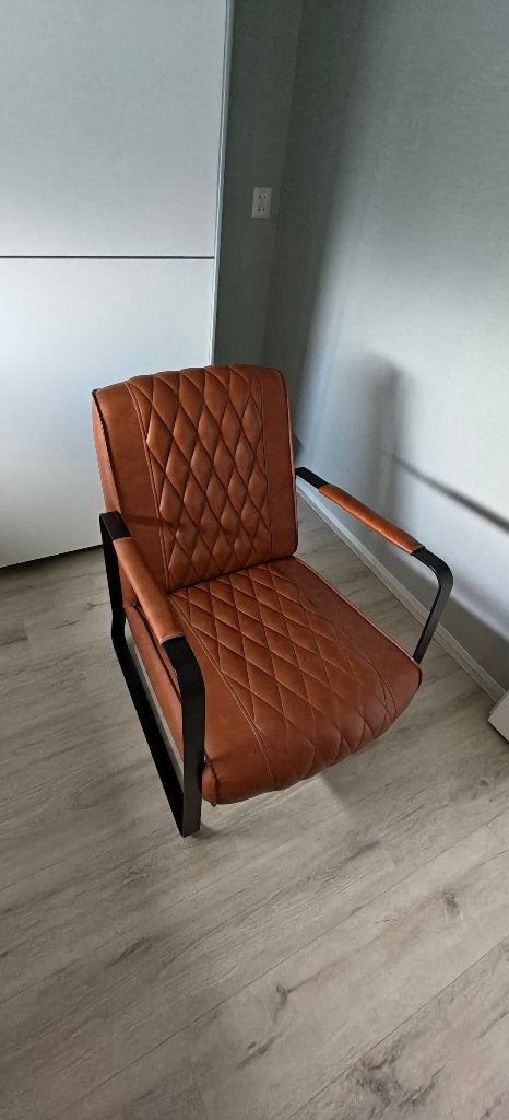 Cognac leren industrieel fauteuil, Ophalen, Industrieel modern klassiek, Minder dan 75 cm, Zo goed als nieuw