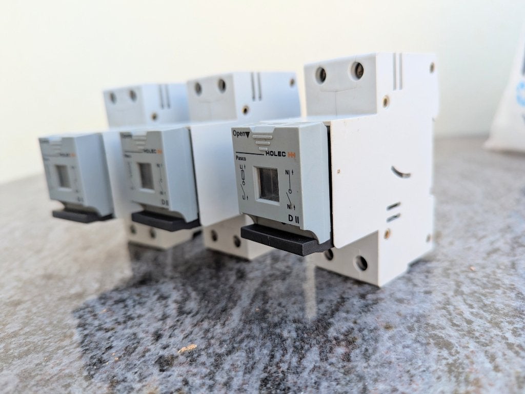 Holec Eaton LPC 25A automaten (3 stuks), Doe-het-zelf en Verbouw, Elektra en Kabels, Ophalen of Verzenden, Gebruikt, Eaton, Aardlekautomaat