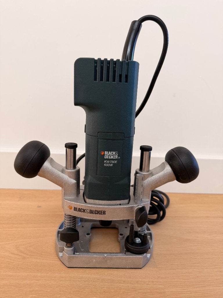 Black & Decker KW780E Bovenfrees, Ophalen of Verzenden, Gebruikt, Elektrisch, Bovenfrees