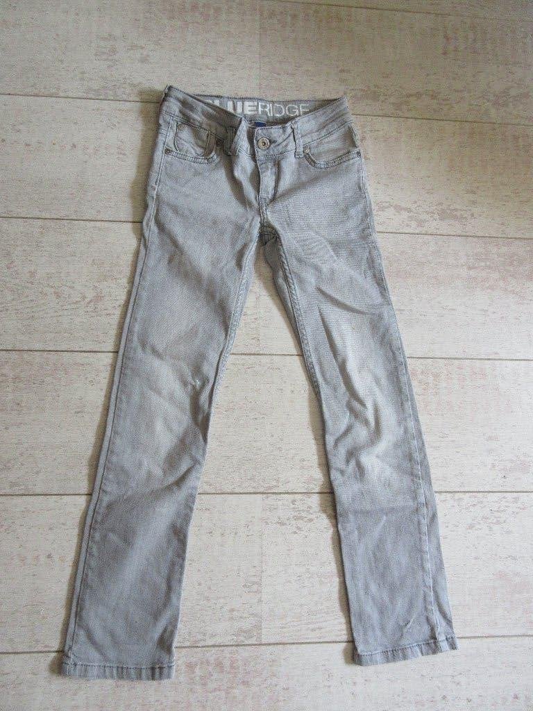Als Nieuw grijze spijkerbroek BlueRidge Slimfit maat 140, Kinderen en Baby's, Kinderkleding | Maat 140, Broek, Meisje, Ophalen of Verzenden
