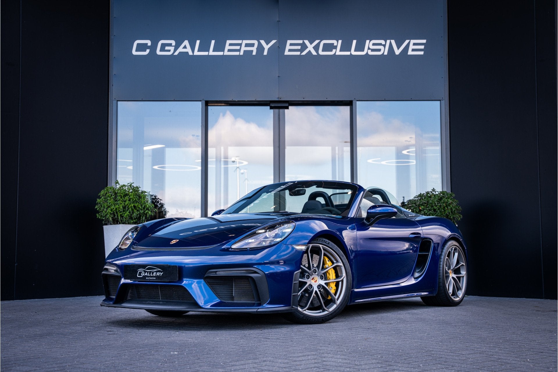 Porsche 718 Spyder 4.0 421PK - Keramisch | Sport Chrono + |, Auto's, Automaat, Dealer onderhouden, Achterwielaandrijving, Gebruikt