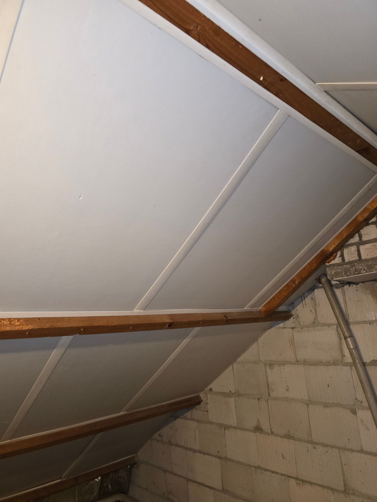 Witte isolatie plafondpanelen (pir)voor zolder of schuur, Ophalen, Gebruikt, Overige materialen, Minder dan 20 mm