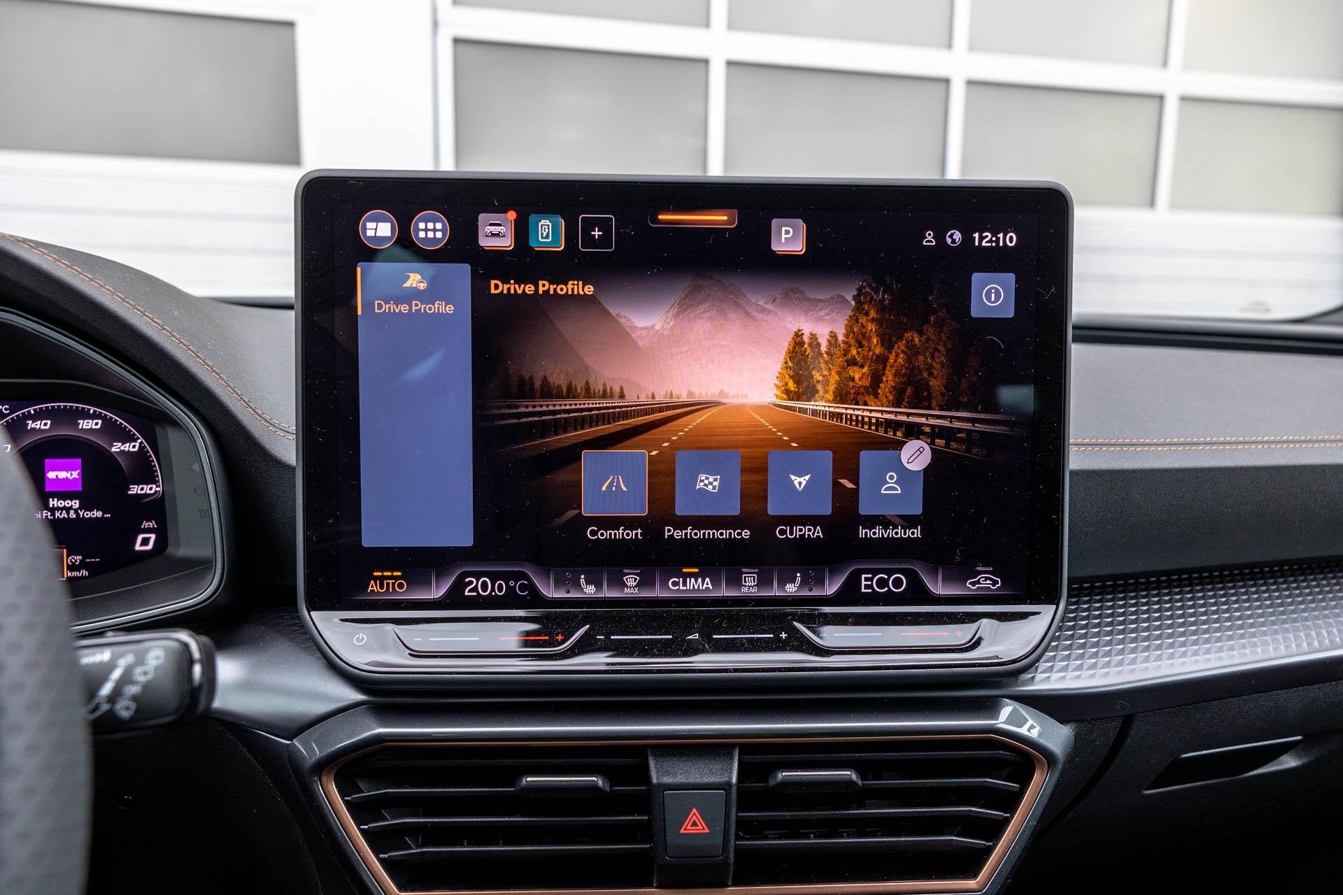 Foto 31 van CUPRA Leon Sportstourer 1.5 TSI e-Hybrid 272pk VZ Performanc
