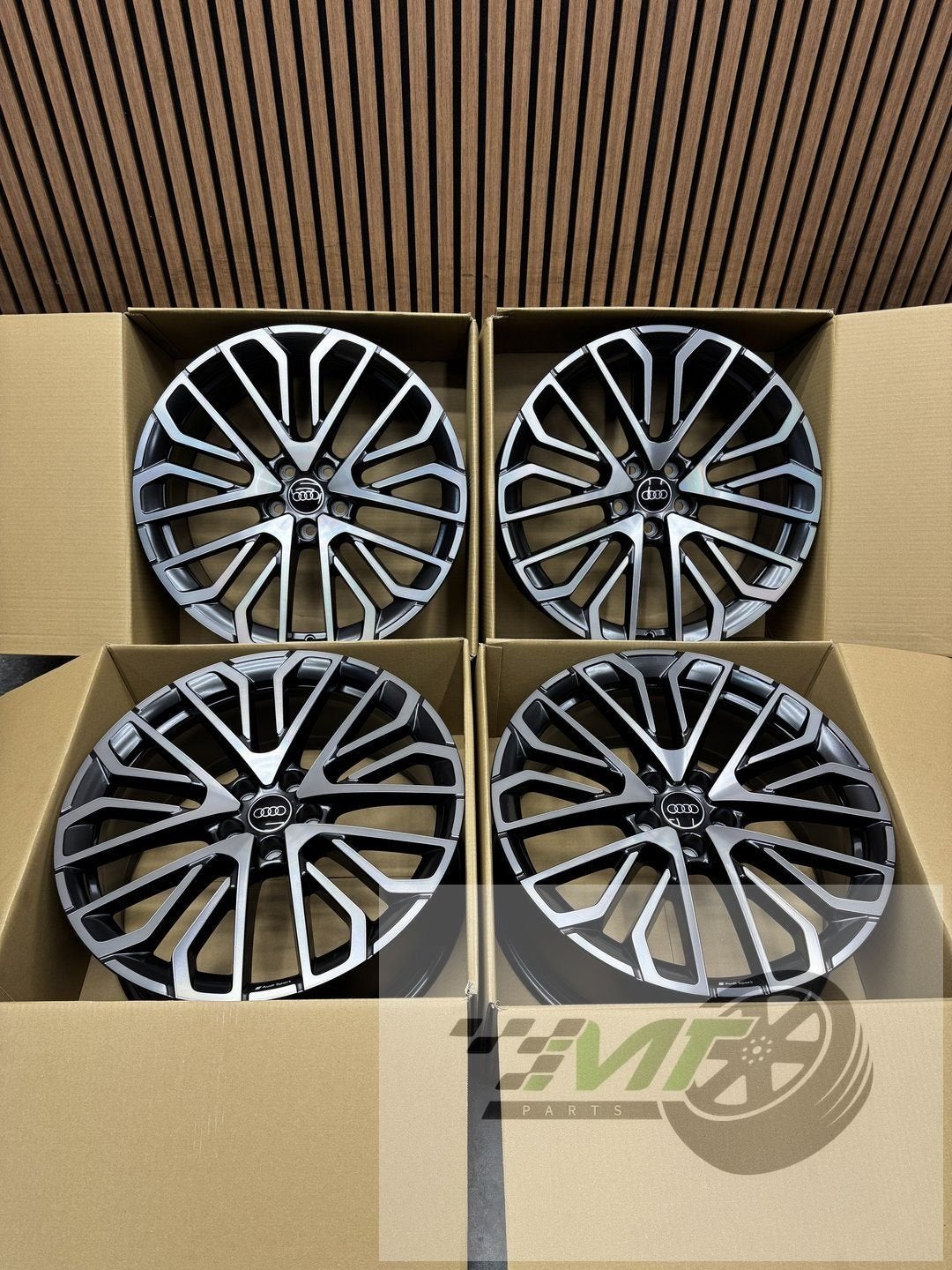 20" Audi Q3 RSQ3 Sportback S-MULTISPAAK 83H601025AF BTW OEM, - Auto-Union-Str. 1 85057 Ingolstadt Deutschland, Nieuw, Ophalen of Verzenden