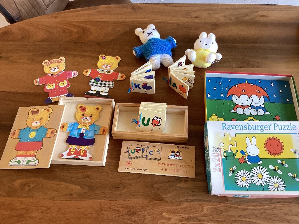 PAKKET ALLERKLEINSTEN (6 puzzels, houten boekjes, Nijntjes), 2 tot 4 jaar, Ophalen of Verzenden, Zo goed als nieuw, Van hout