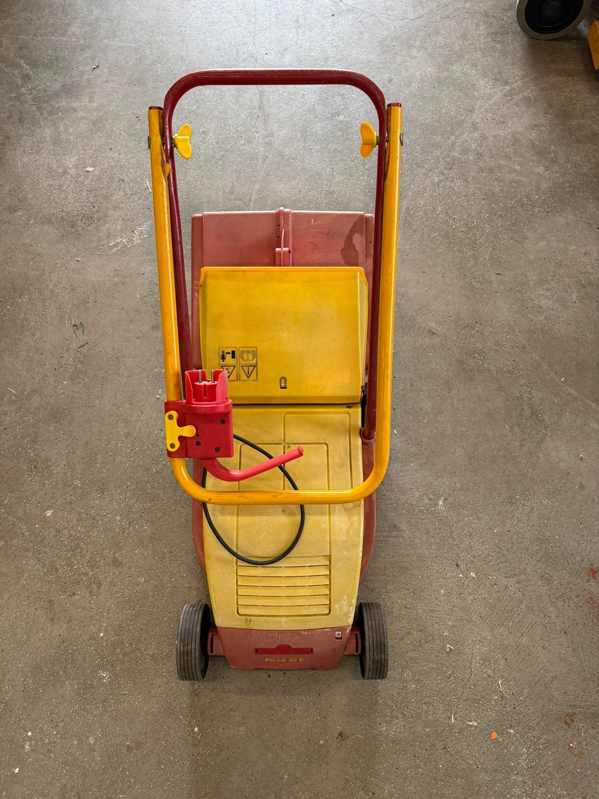 Wolf Picco 32E grasmaaier, Tuin en Terras, Ophalen, Cirkelmaaier, Gebruikt, Elektrische grasmaaier