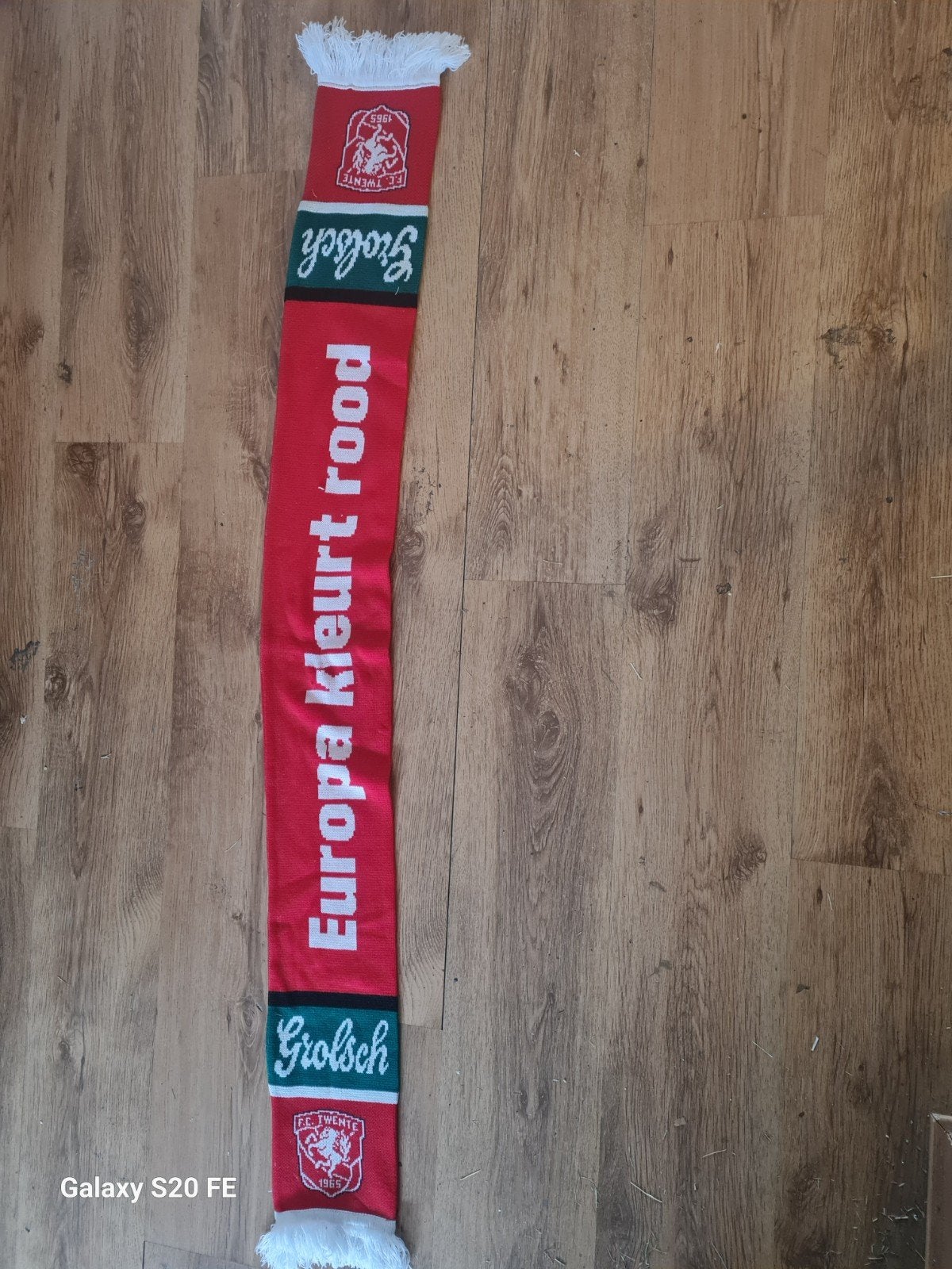 FC Twente sjaal - Europa Kleurt Rood, Verzamelen, Sportartikelen en Voetbal, Ophalen of Verzenden, Zo goed als nieuw, F.C. Twente
