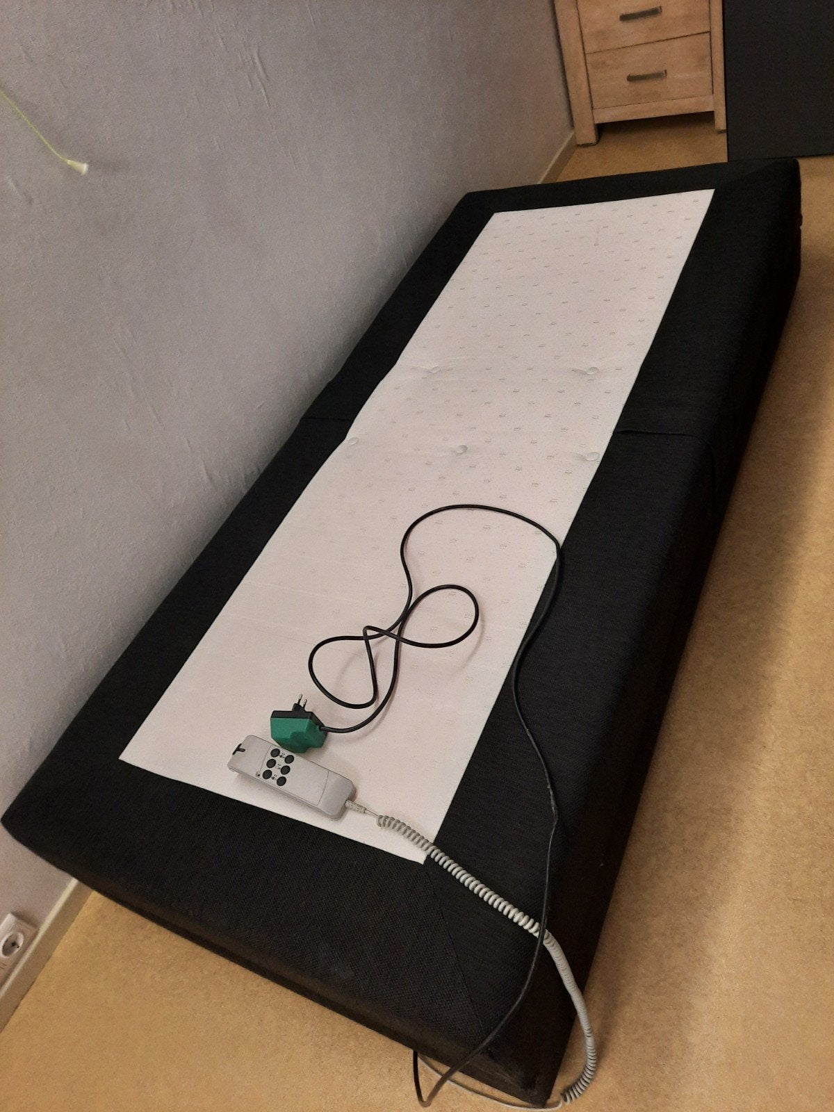 2x Elektrisch Verstelbare Boxspring 90x200 Zonder Hoofdbord, Huis en Inrichting, Ophalen, Gebruikt, Tweepersoons, 180 cm